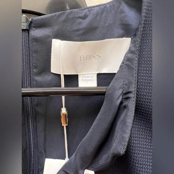 Hugo Boss women’s Blue & Black dress-NWT 
size 0-minor pull - see pic. - Picture 9 of 11